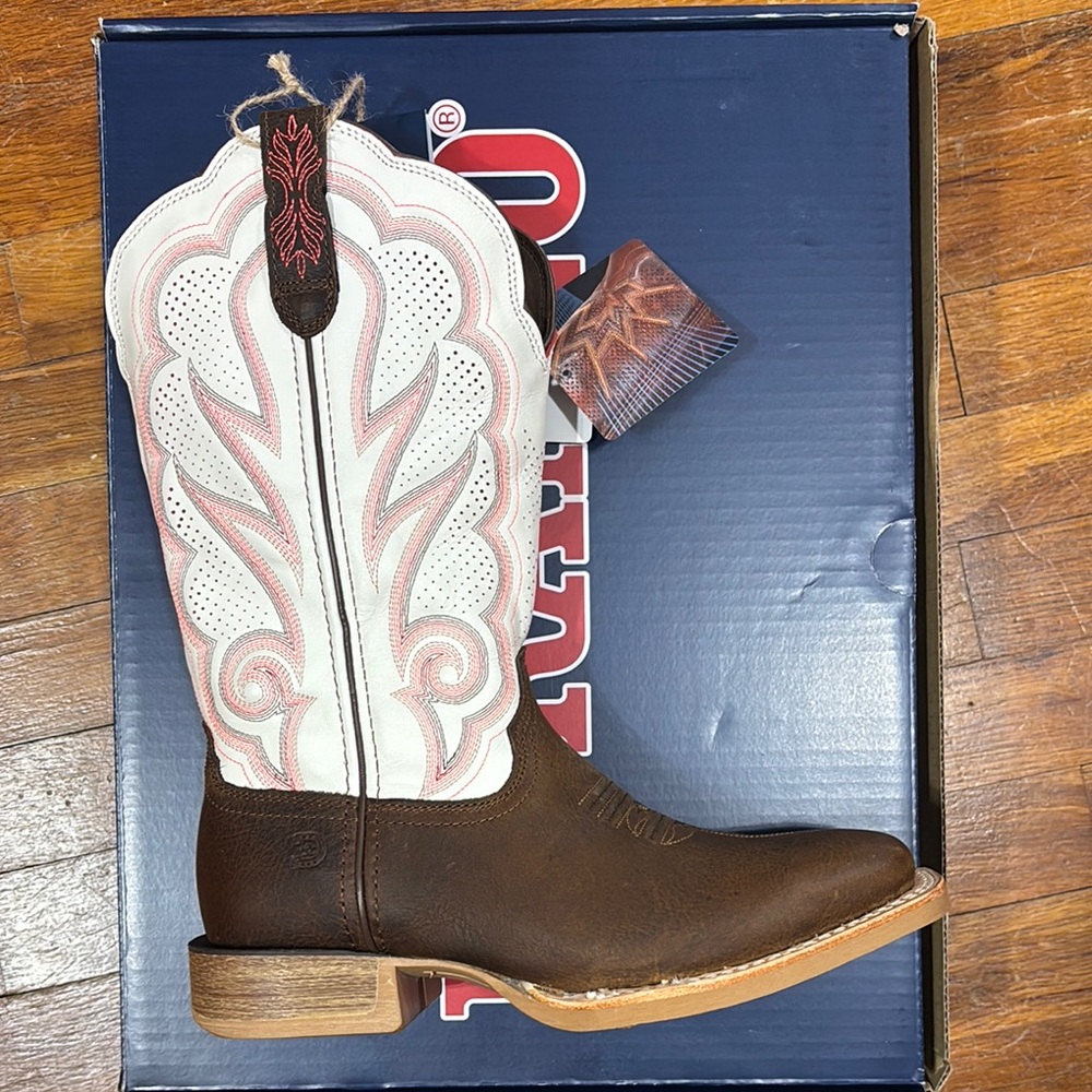 Durango Heeled Boots Brown and White Western Style